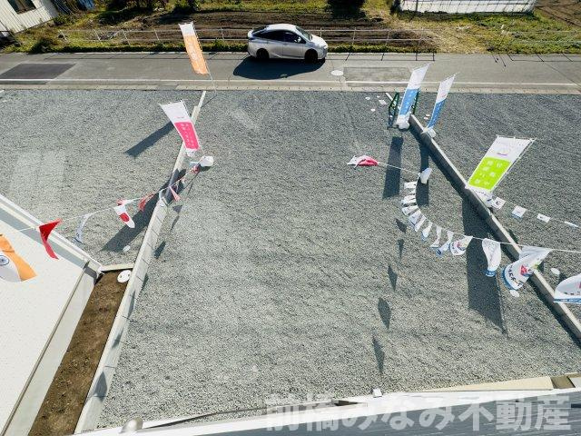 前橋市粕川町女渕第2　２号棟(全４棟)　クレイドルガーデン　新築建売分譲の前面道路含む現地写真