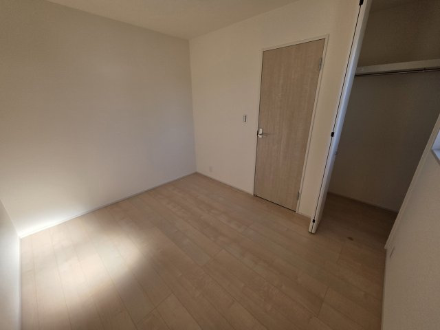 【洋室】 | リーブルガーデン．S　寄居露梨子　 | ２号棟現地２F洋室（2025年12月06日）撮影