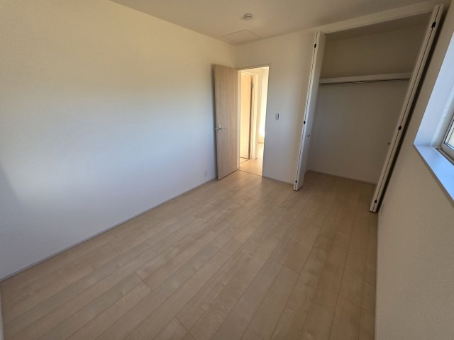 【洋室】 | リーブルガーデン．S　寄居露梨子　 | ２号棟現地２F洋室（2025年12月06日）撮影