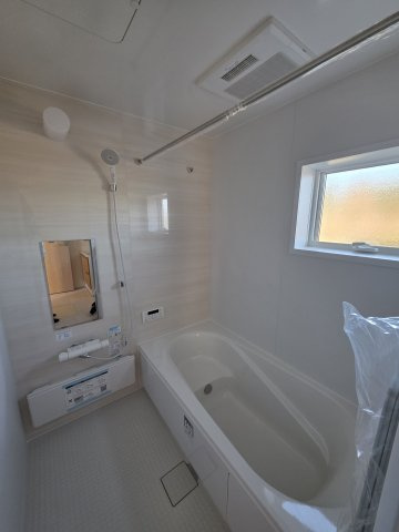 【浴室】 | リーブルガーデン．S　寄居露梨子　 | ２号棟現地浴室（2025年12月06日）撮影