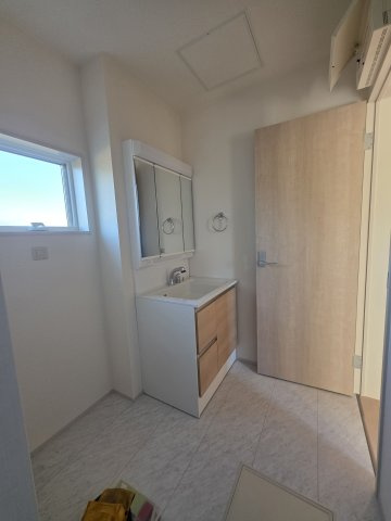 【独立洗面台】 | リーブルガーデン．S　寄居露梨子　 | ２号棟現地洗面所（2025年12月06日）撮影