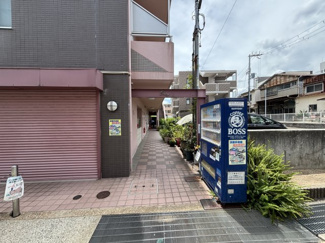 【エントランス】