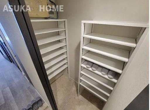 フェリズ横浜公園の収納