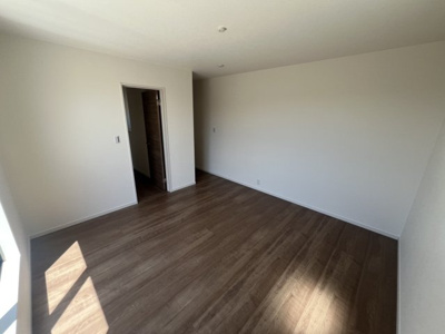 【洋室】 | リーブルガーデン岩国市川下2丁目