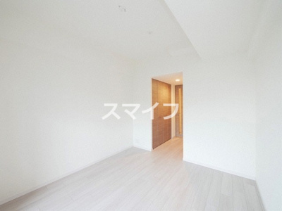 【洋室】 | S-RESIDENCE三国WEST