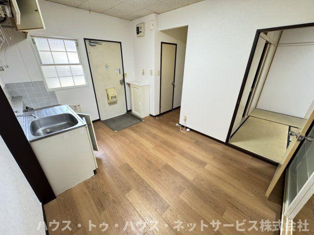 ソリッドリファイン柏の居間・リビング