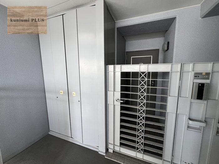 ベル・パークシティ画地ⅢWEST棟の玄関