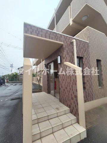 ビアンシュール美園のエントランス