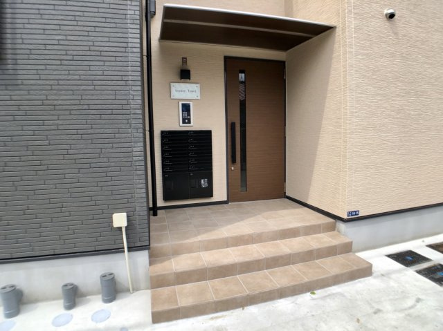 Answer Tomoiのエントランス