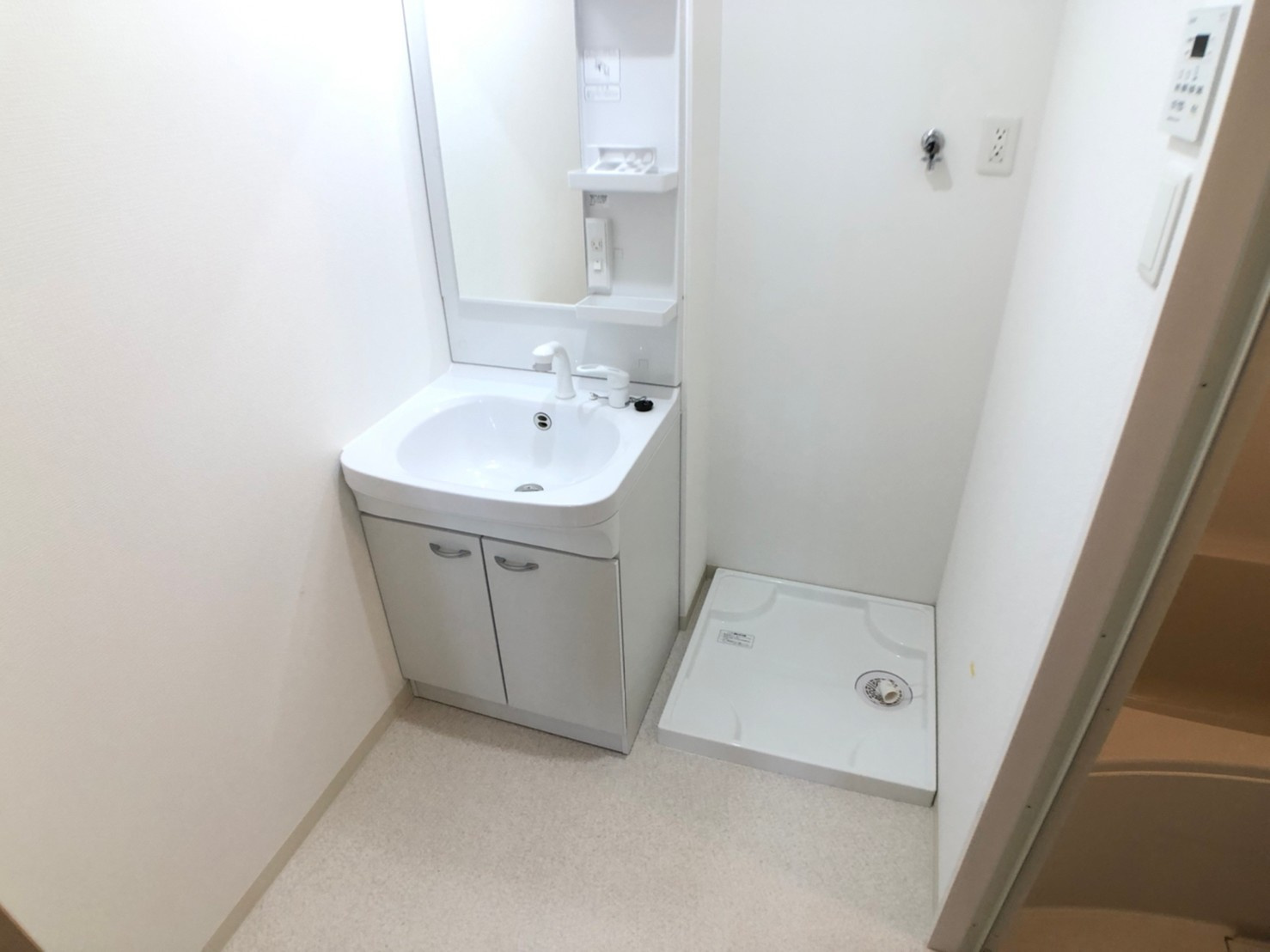 Answer Tomoiの洗面所