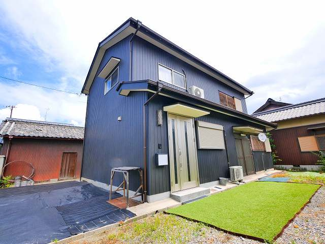 西の京テラスハウスの外観