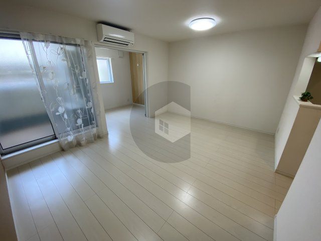 ステディ稲田本町の居間・リビング