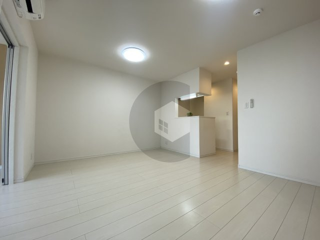 ステディ稲田本町の居間・リビング