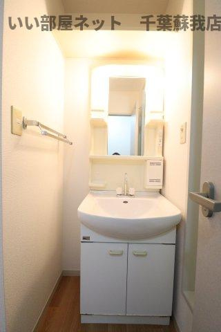 ソレイユ若葉　Aの洗面所|広い洗面スペース