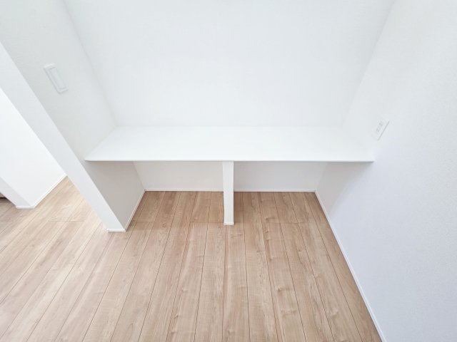 【居間・リビング】 | 知多市つつじが丘　第1期　６号棟 | カウンター