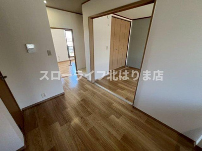 【居間・リビング】 | ロイヤルハイツⅠ