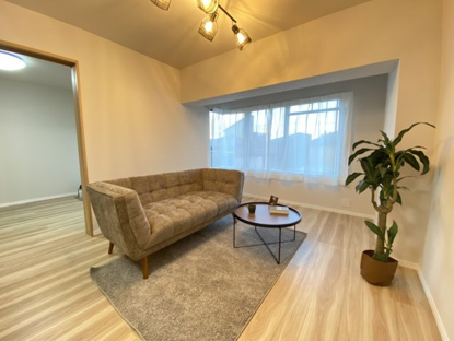 【居間・リビング】シティパル八柱 