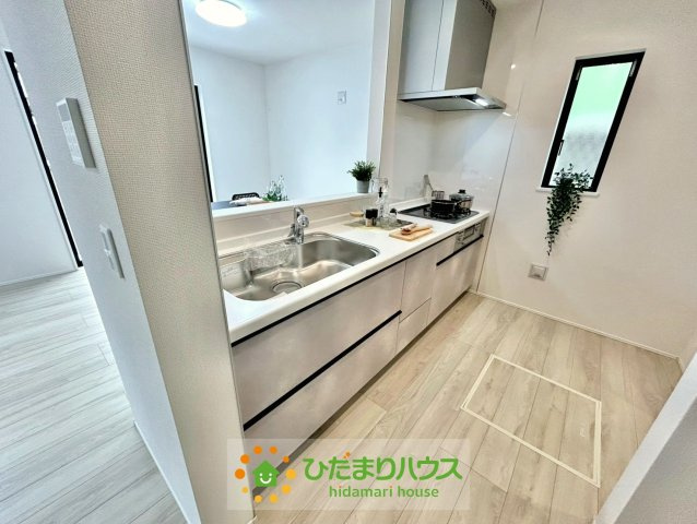 春日部市米島24-1期　新築一戸建て　リナージュのキッチン