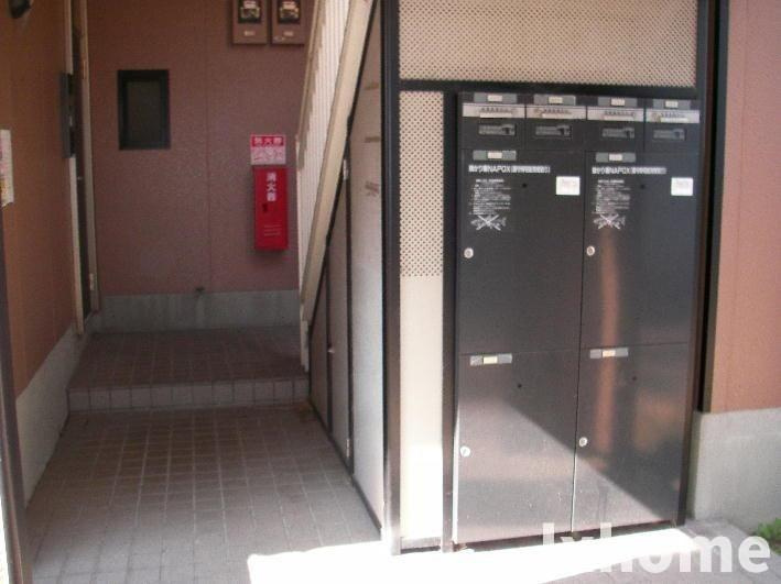 サンビレッヂ新和のロビー|清潔なロビーです