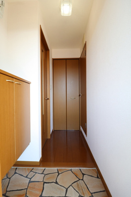 【玄関】 | グランドハイデンス B