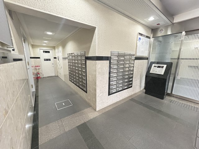 ◆２０２５年６月リノベーション完了◆南向きバルコニーで陽当たり良好◆パデシオン宇治木幡Ⅲ番館のエントランス|エントランス