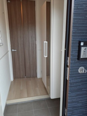 【玄関】 | シャンポール六呂見