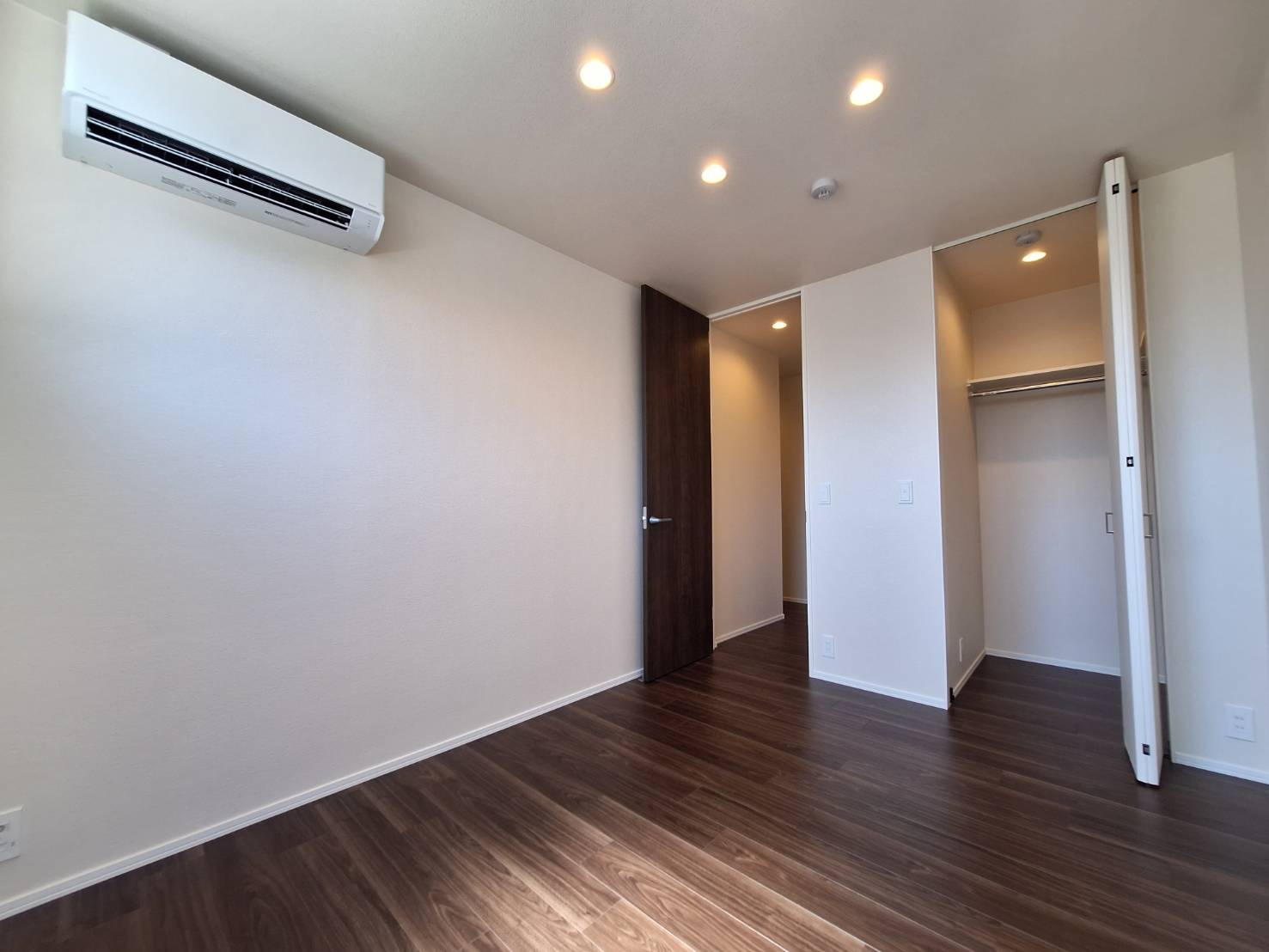 ブラッサム東海岸の洋室