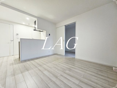 【居間・リビング】 | KEIAI RESIDENCE北上尾Ⅱ | 洋室のお部屋です。（同仕様です。）