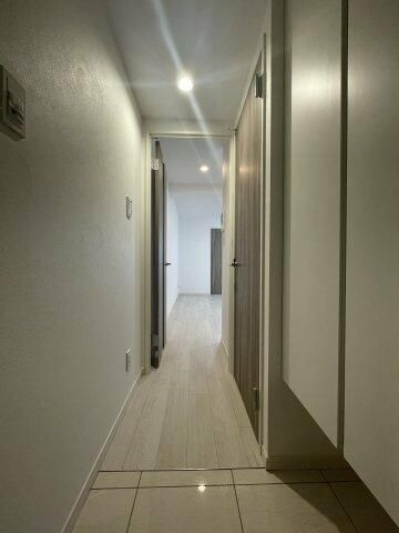 ルオーレ上北沢駅前の玄関