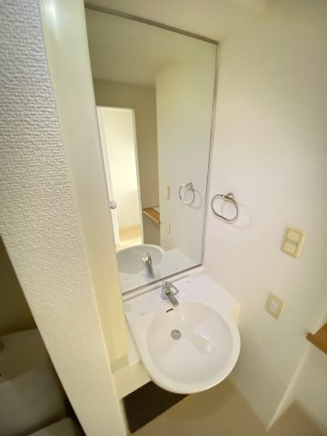 ウィルテラス千葉中央の独立洗面台