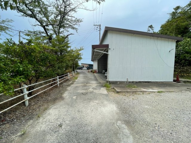 高津橋貸地の外観