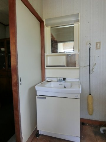 南飯塚売戸建の独立洗面台