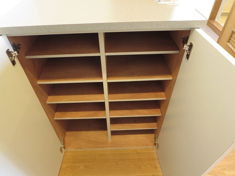 サントピア四谷の玄関|同タイプ参考写真