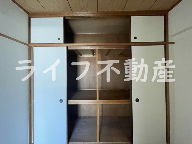 花園マンション巽の収納