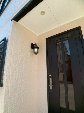 西蔵町 リフォーム済 一戸建の玄関