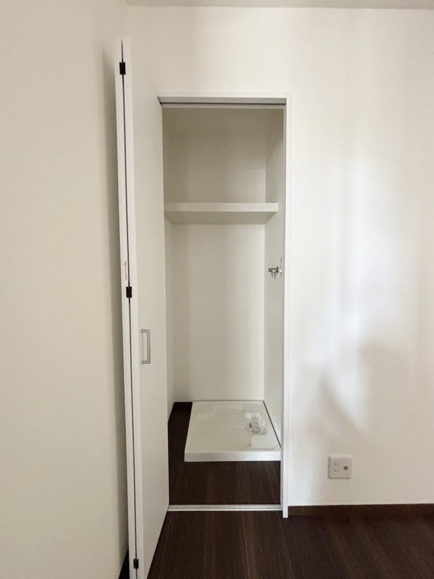 西蔵町 リフォーム済 一戸建のランドリースペース