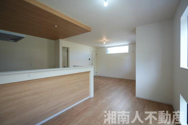 藤沢市鵠沼海岸３丁目５４２８新築戸建の居間・リビング|居間です