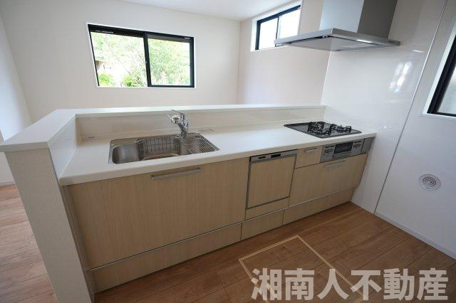 藤沢市鵠沼海岸３丁目５４２８新築戸建のキッチン|キッチンです