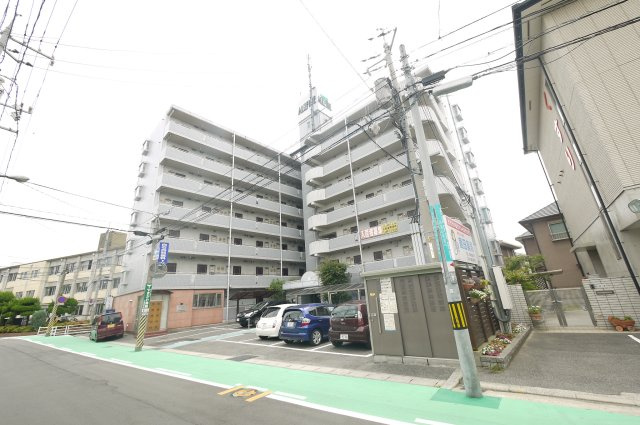 アルフィーネ厚生町の外観
