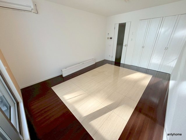 モンサンミッシェル北浜の居間・リビング