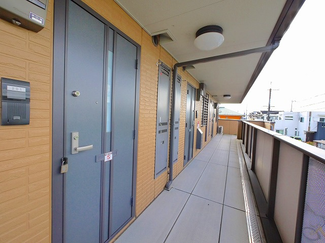 マ・メゾン榮　Ⅲの居間・リビング|使いやすい居間です