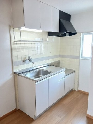 レジデンスササハラのキッチン|使いやすいキッチンです