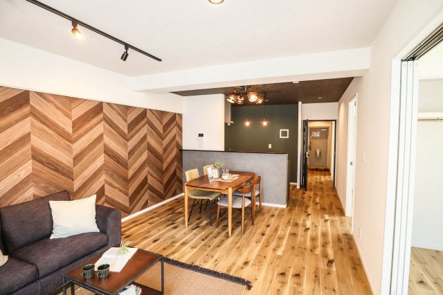 【居間・リビング】 | コープ野村梅田Ａ棟 | シックな雰囲気のLDK♪