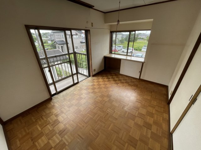 南横川3DK中古戸建の洋室