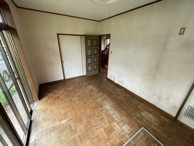 南横川3DK中古戸建の洋室