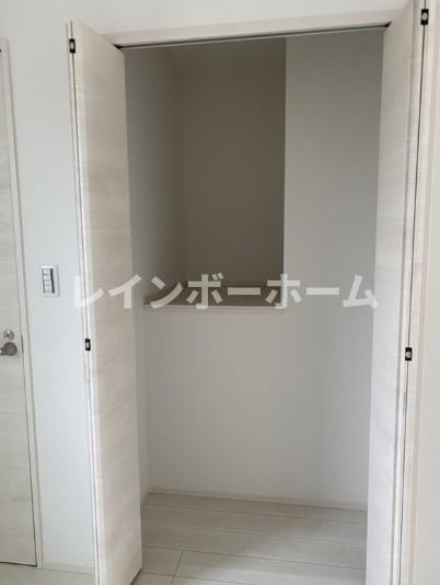 江戸川区北小岩３丁目のアパートの収納