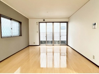 【居間・リビング】