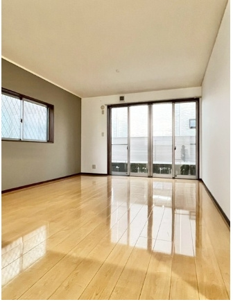 【居間・リビング】