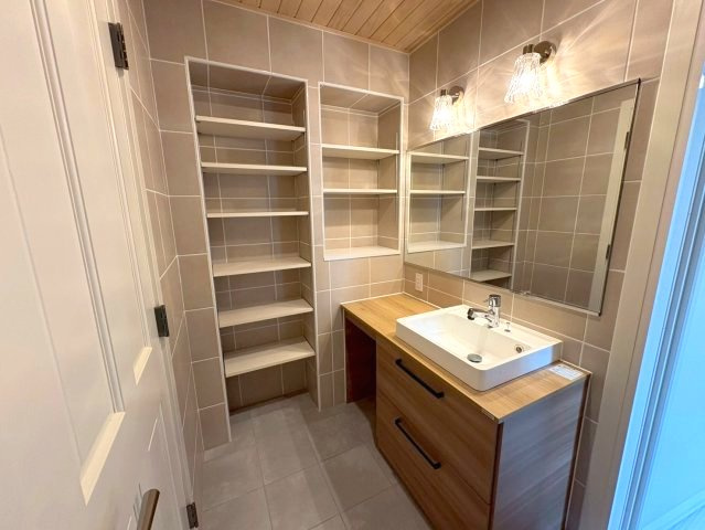 【独立洗面台】 | ヴィラアイビス