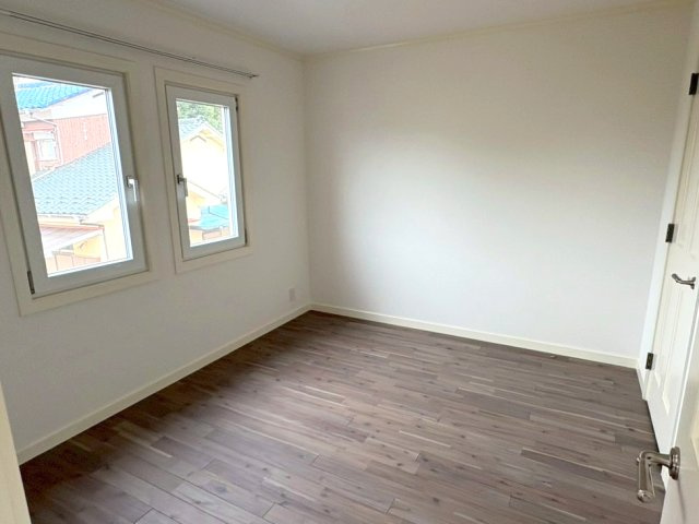 【洋室】 | ヴィラアイビス